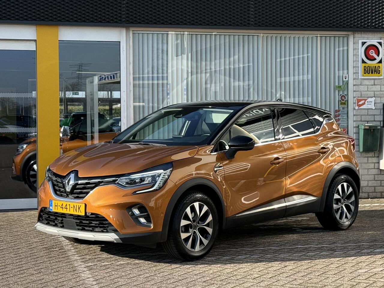 Renault CAPTUR 1.0 TCe 100 Intens | NAP | 360 graden camera | Navigatie groot | Climate Control | DAB | Key-less |