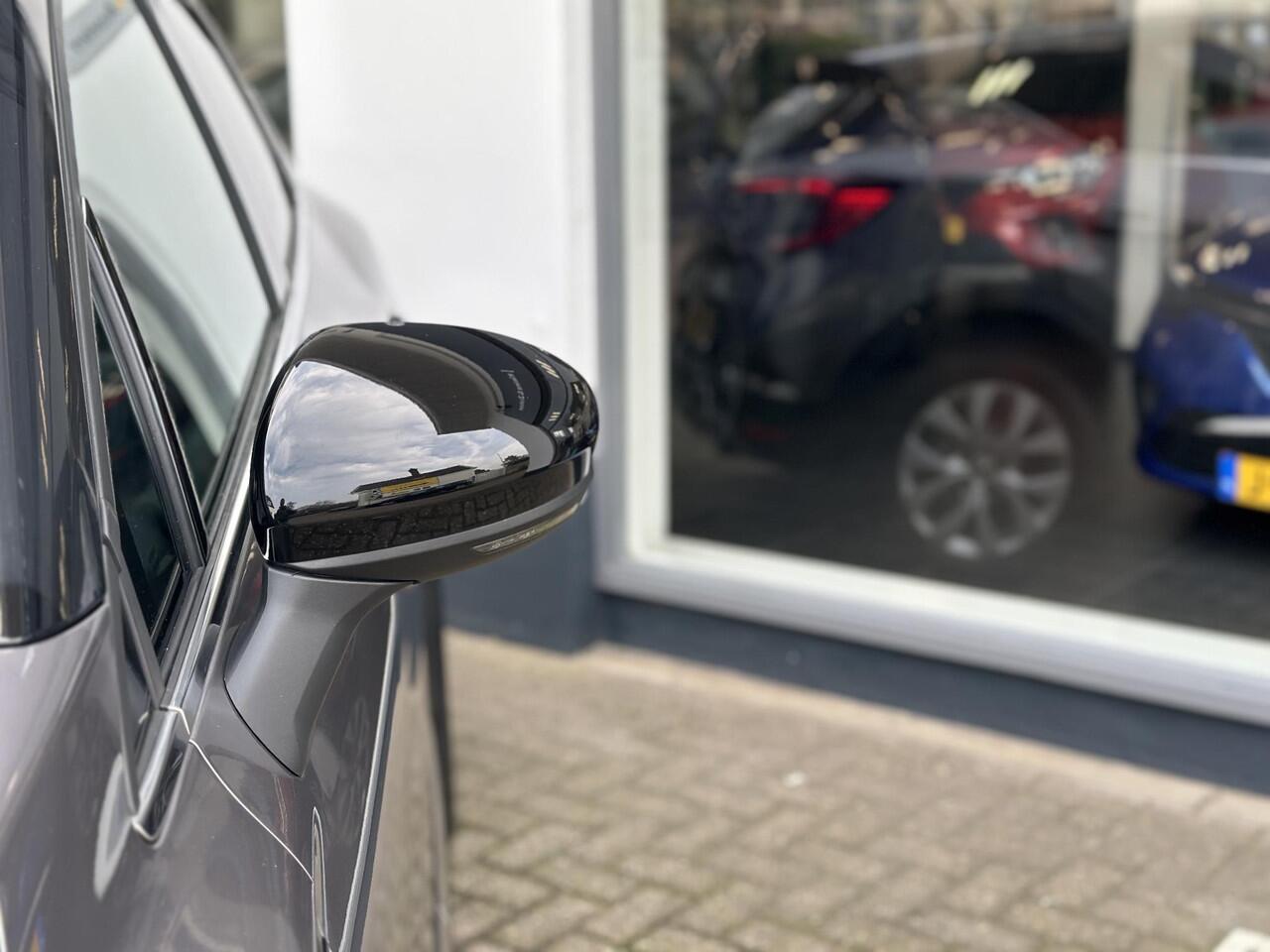 Renault CAPTUR 1.3 TCe 130 Intens | Camera en Sensoren | Lage Tellerstand