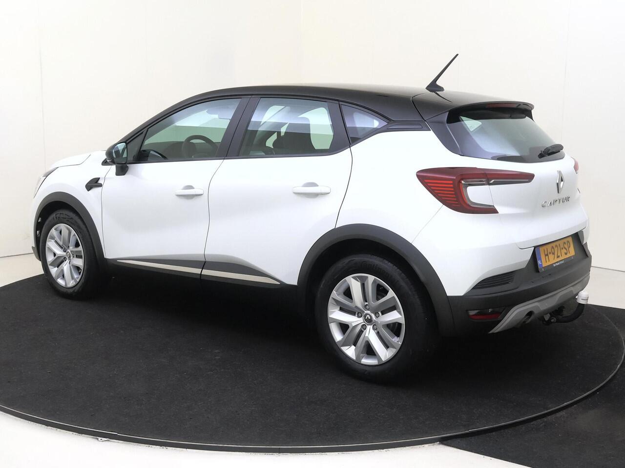 Renault CAPTUR 1.3 TCe 130 Zen | Trekhaak | Navigatie | Parkeersensoren