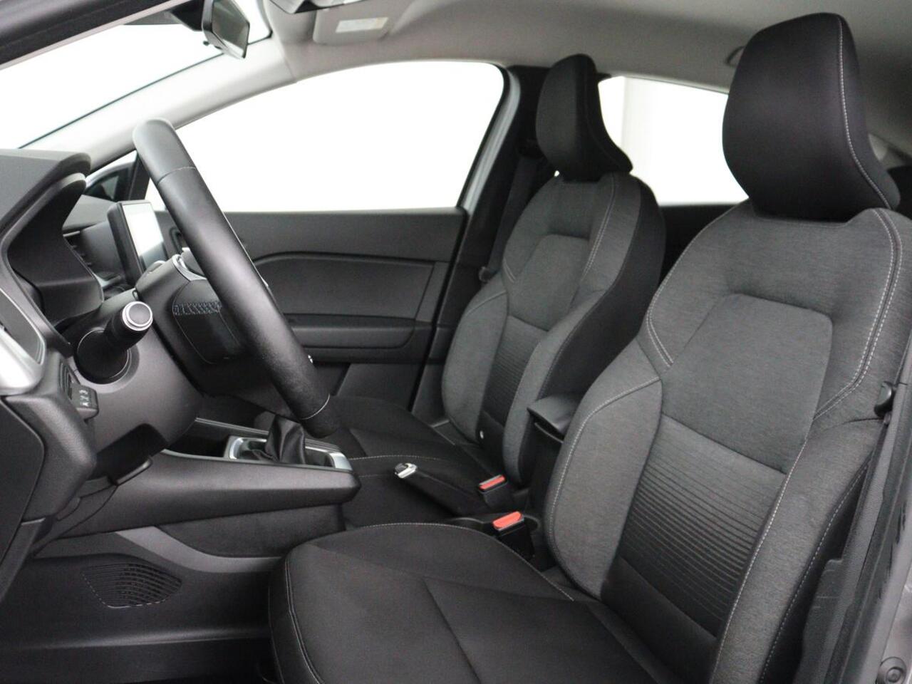 Renault CAPTUR 1.0 TCe 100 Zen | Carplay | Cruise control | Full LED | Airco | DAB | Lichtsensor | Bluetooth