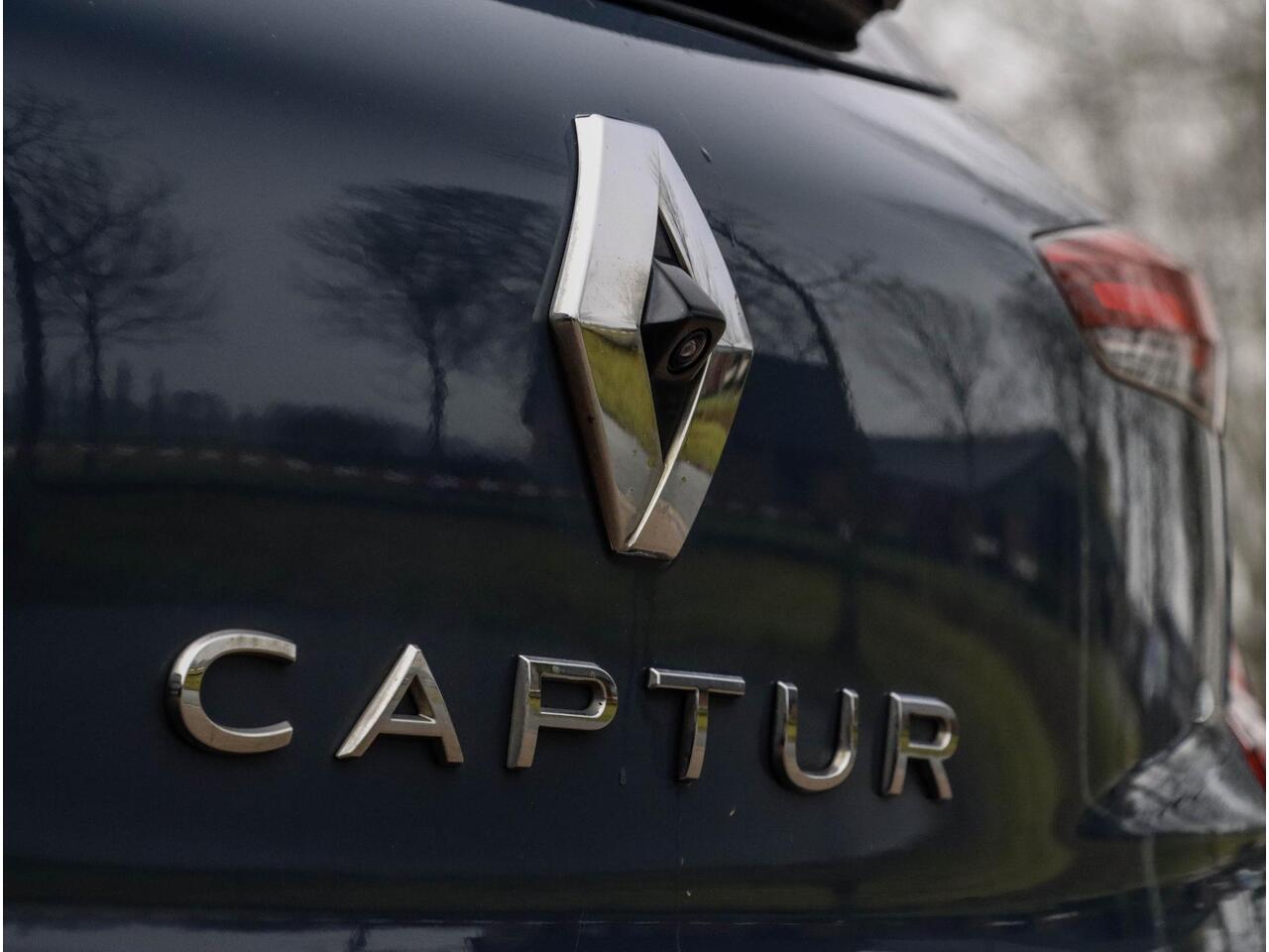 Renault CAPTUR TCe 100 Intens Navigatie Climate Camera CarPlay