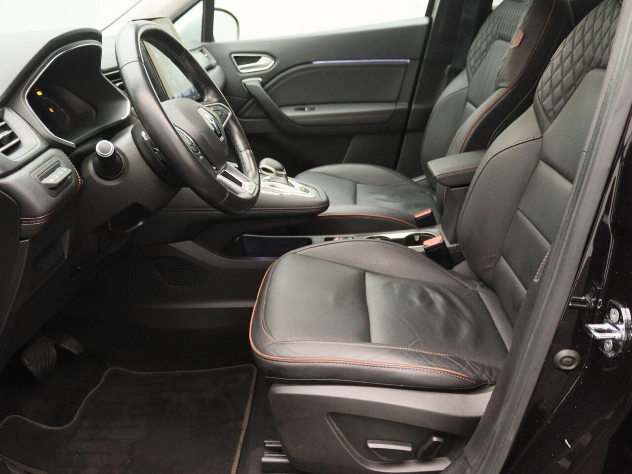 Renault CAPTUR TCe 130 EDC Automaat Initiale Paris | EASY LINK Navigatiesysteem incl Bose® met 9,3" touchscreen + Apple CarPlay & Android Auto | Bekleding rundleder 'Initiale Paris Noir' | Lichtmetalen wielen 18" 'Initiale Paris' |