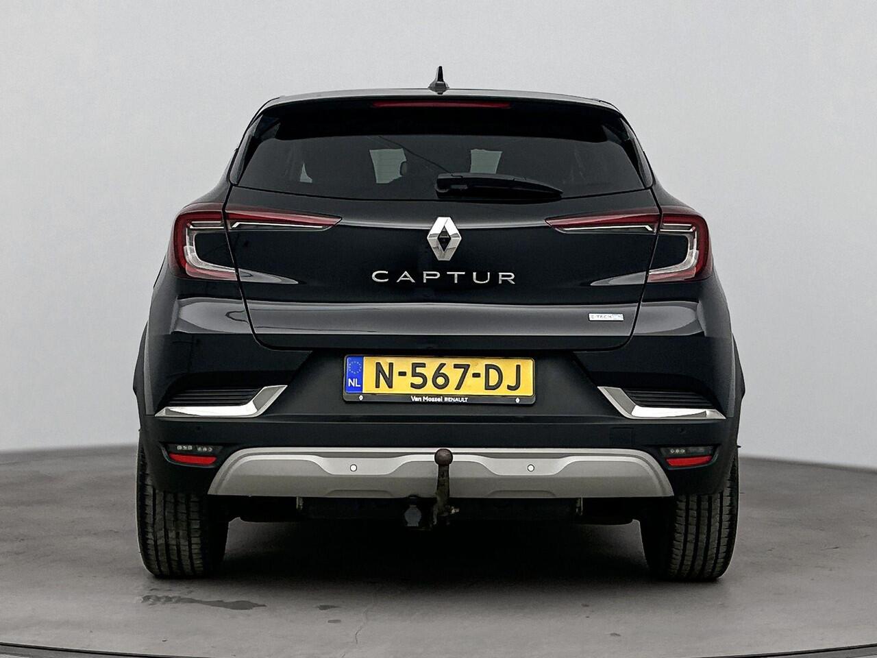 Renault CAPTUR 1.6 E-Tech Plug-in Hybrid 160Pk Intens | Navigatie | Apple & Android Carplay | Parkeersensoren Voor & Achter | Achteruitrijcamera | Climate Control | Trekhaak | Cruise Control & Snelheidsbegrenzer | Keyless Entry |