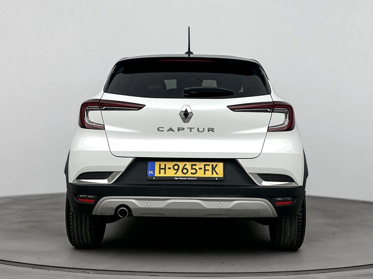 Renault CAPTUR 1.0 TCe 100 Intens | Achteruitrijcamera | Apple Carplay/Android Auto | Cruise Control | Climate Control | Half-Leder | Keyless | Parkeersensoren Achter | Stoelverwarming |