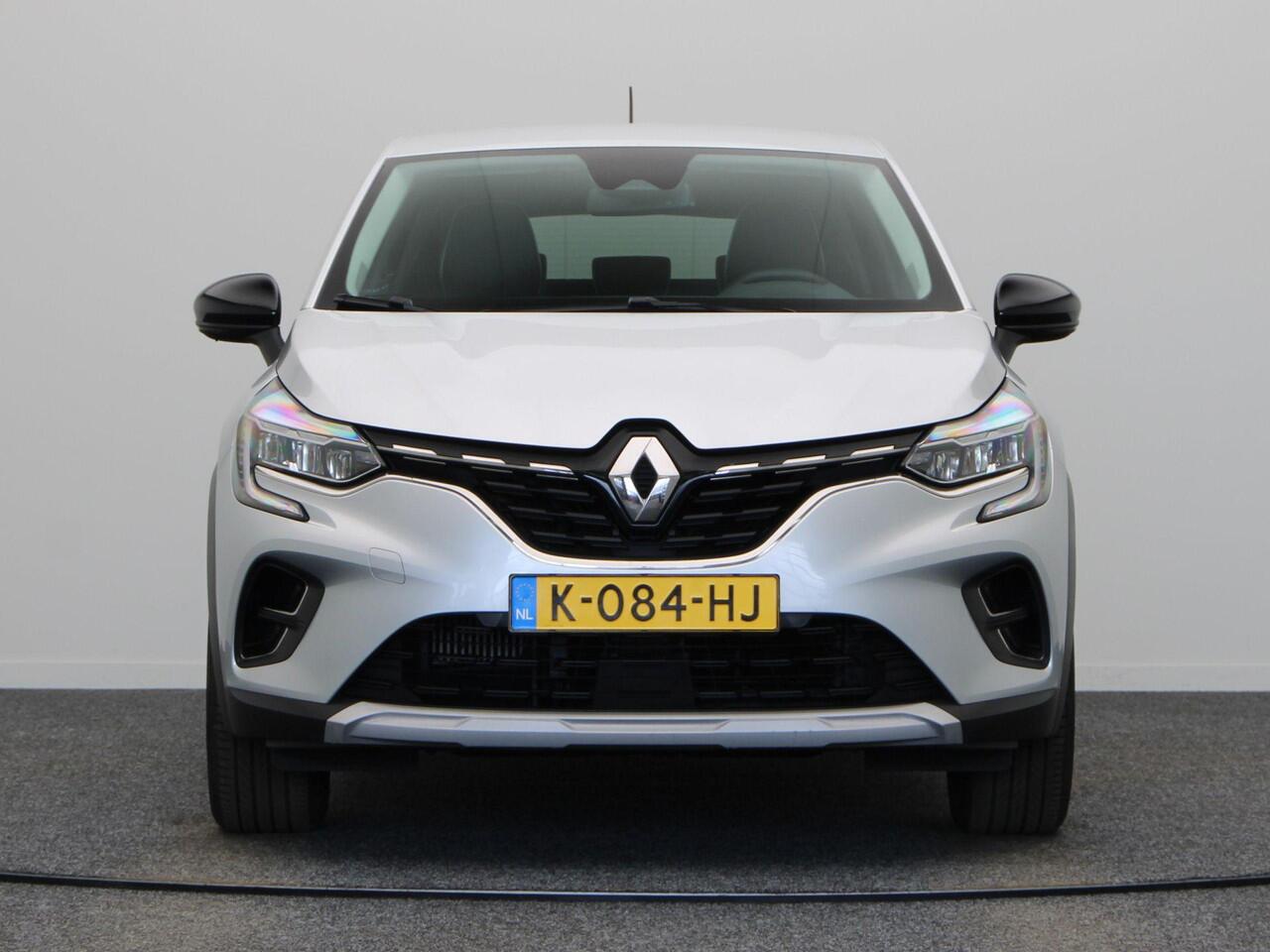 Renault CAPTUR TCe 100pk Intens | Climate Control | Keyless entry en start | Parkeersensoren achter | Lichtmetalen velgen | Apple Carplay & Android Auto |