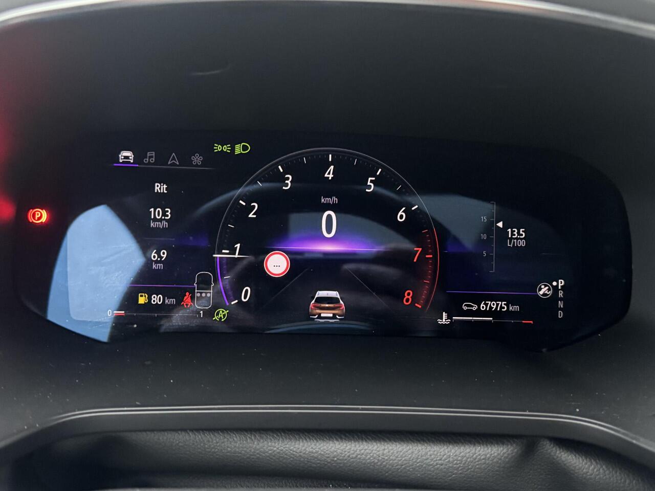 Renault CAPTUR 1.3 TCe 130 Intens | Panoramadak | Stoelverwarming | Trekhaak | All-Season banden |
