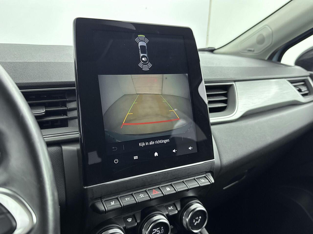 Renault CAPTUR 1.6 E-Tech Plug-in Hybrid 160Pk Intens | Navigatie | Apple & Android Carplay | Parkeersensoren Voor & Achter | Achteruitrijcamera | Climate Control | Bose Geluidsysteem | Keyless Entry | Privacy Glass |