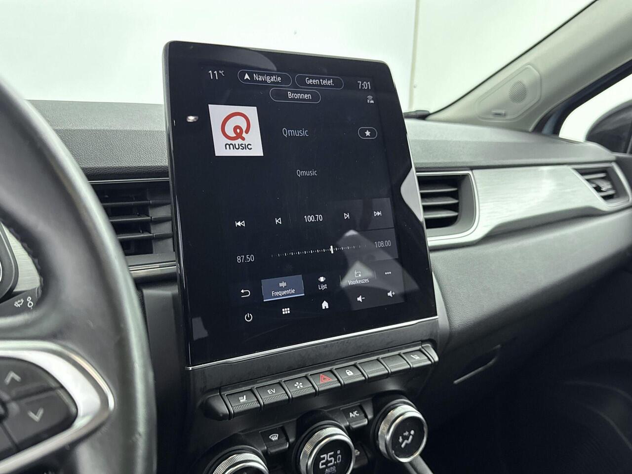 Renault CAPTUR 1.6 E-Tech Plug-in Hybrid 160Pk Intens | Navigatie | Apple & Android Carplay | Parkeersensoren Voor & Achter | Achteruitrijcamera | Climate Control | Bose Geluidsysteem | Keyless Entry | Privacy Glass |