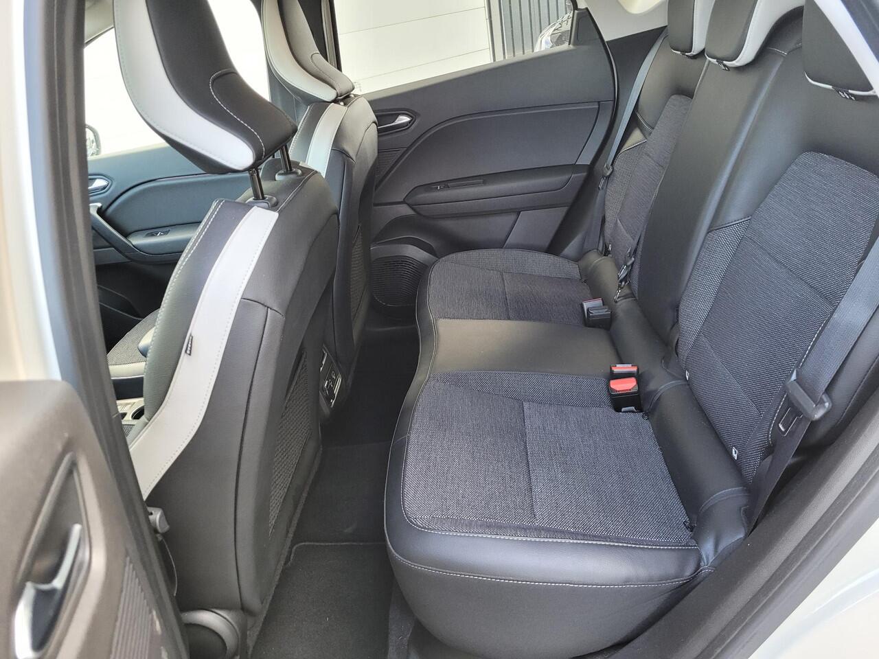 Renault CAPTUR 1.0 TCe 100 Edition One | Bose Audio | 18 Inch Velgen | Groot Navigatie | Camera