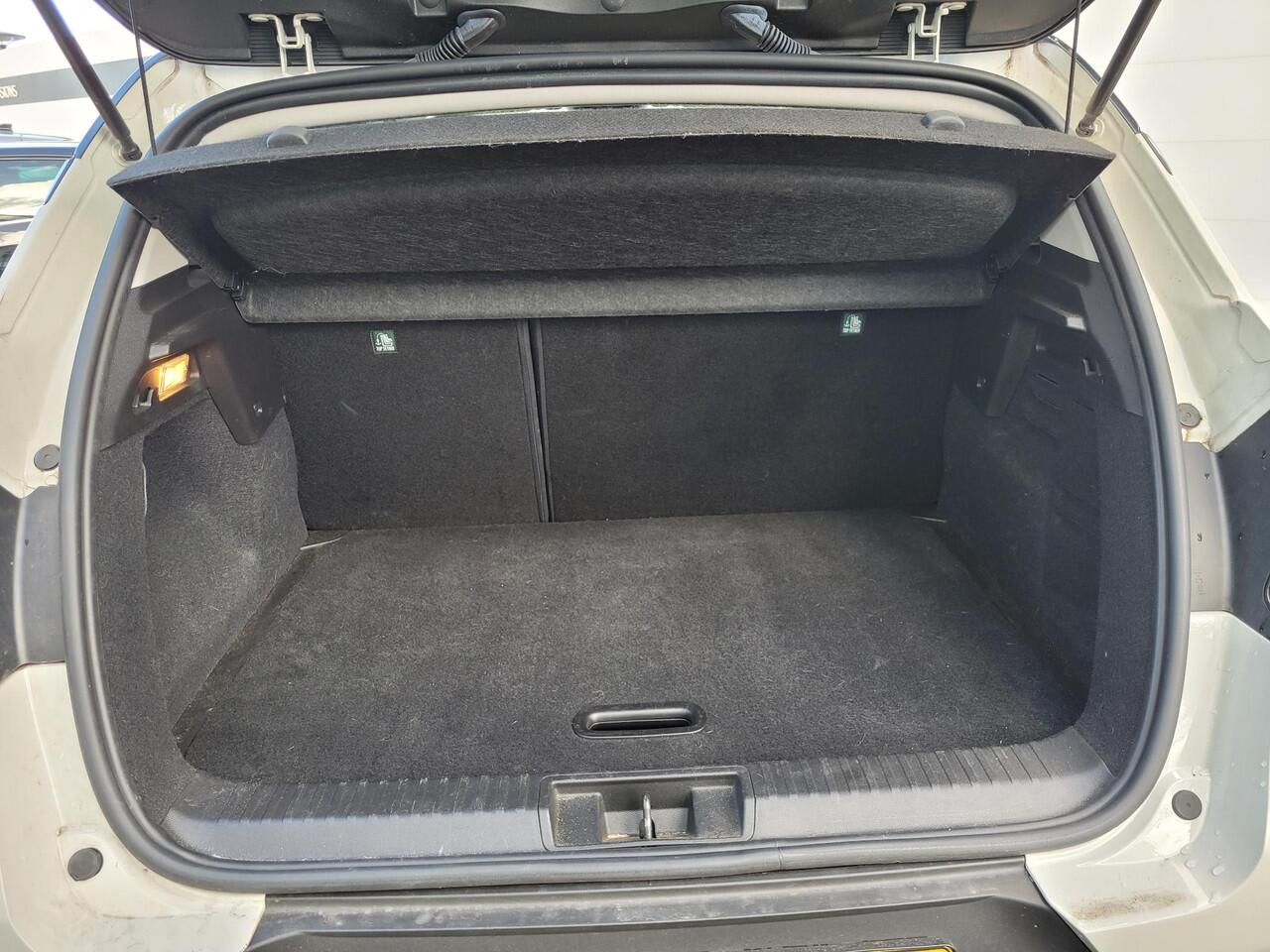 Renault CAPTUR 1.0 TCe 100 Edition One | Bose Audio | 18 Inch Velgen | Groot Navigatie | Camera
