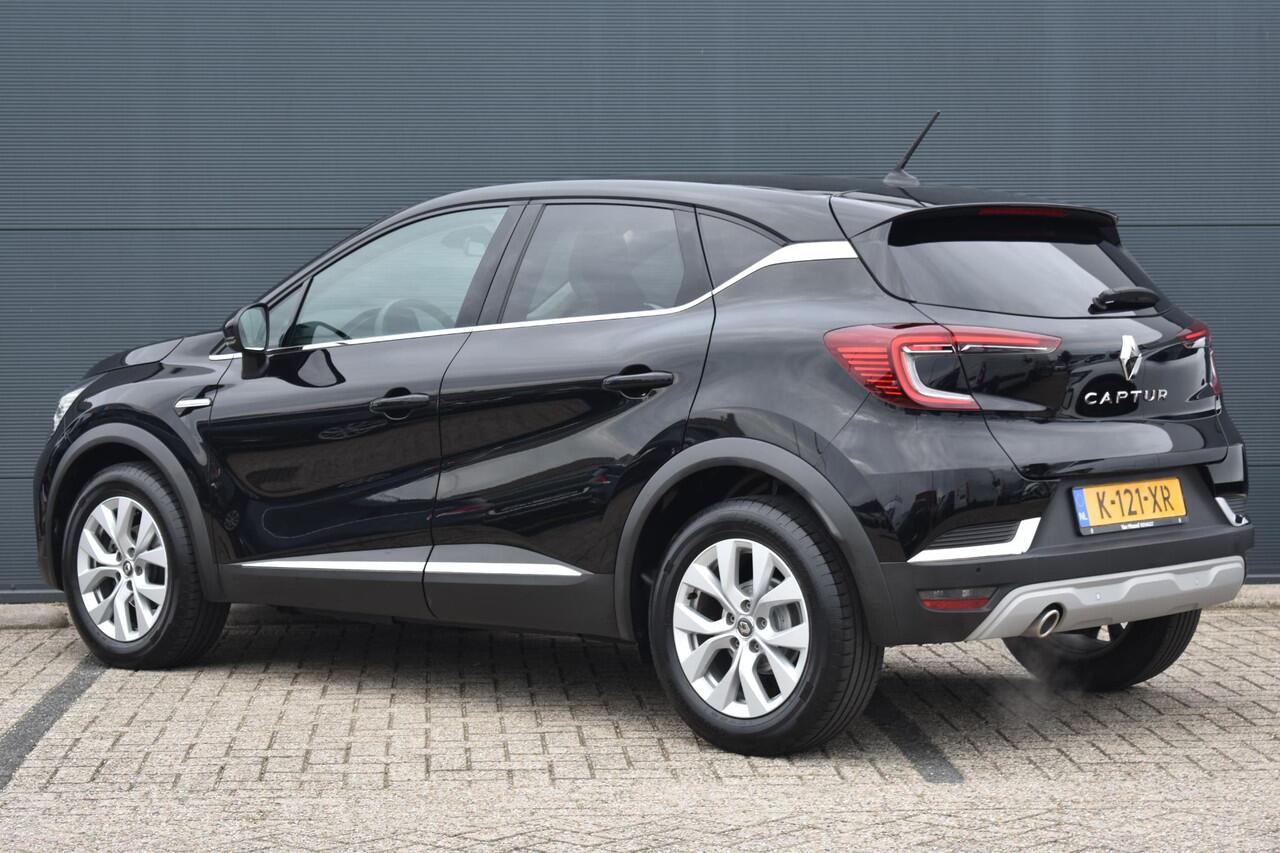 Renault CAPTUR 1.0 TCe Bi-Fuel Intens 100pk | Navigatie | Achteruitrijcamera | Parkeersensoren | Climate Control | Lichtmetalen velgen 17"