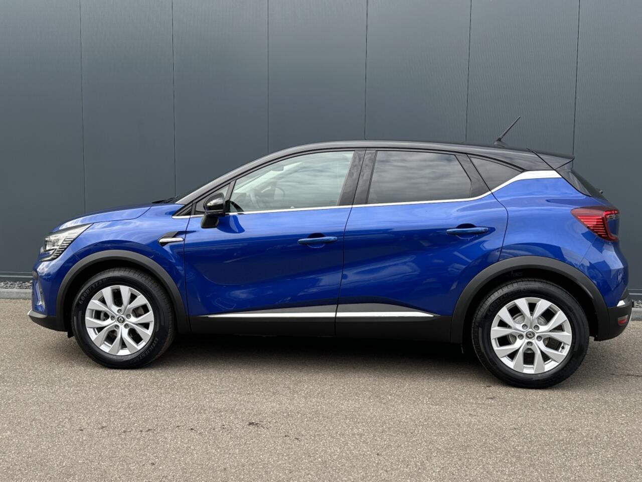 Renault CAPTUR 1.0 TCe Intens / Navi / Trekhaak