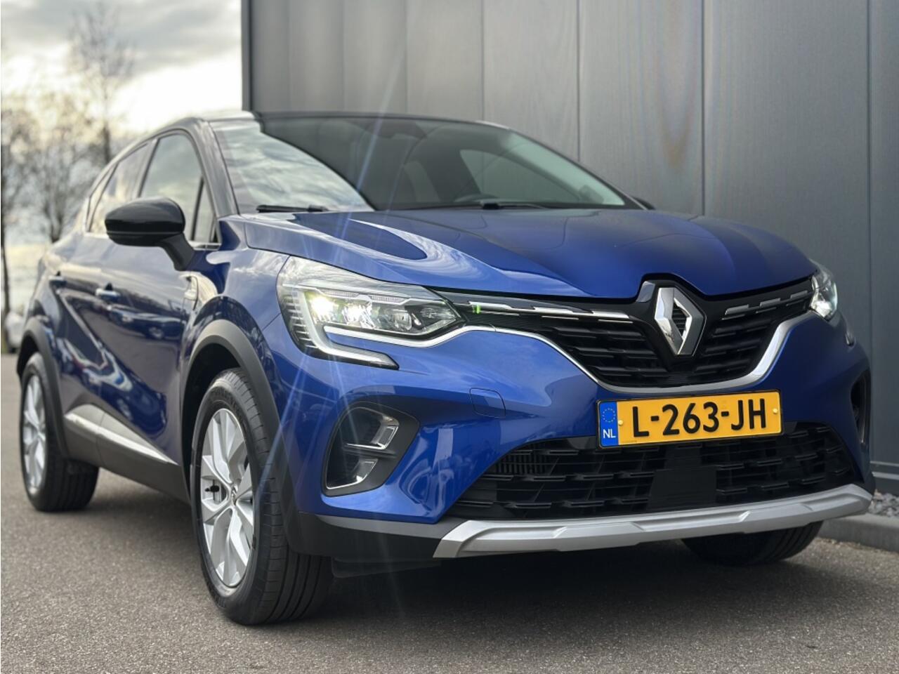 Renault CAPTUR 1.0 TCe Intens / Navi / Trekhaak