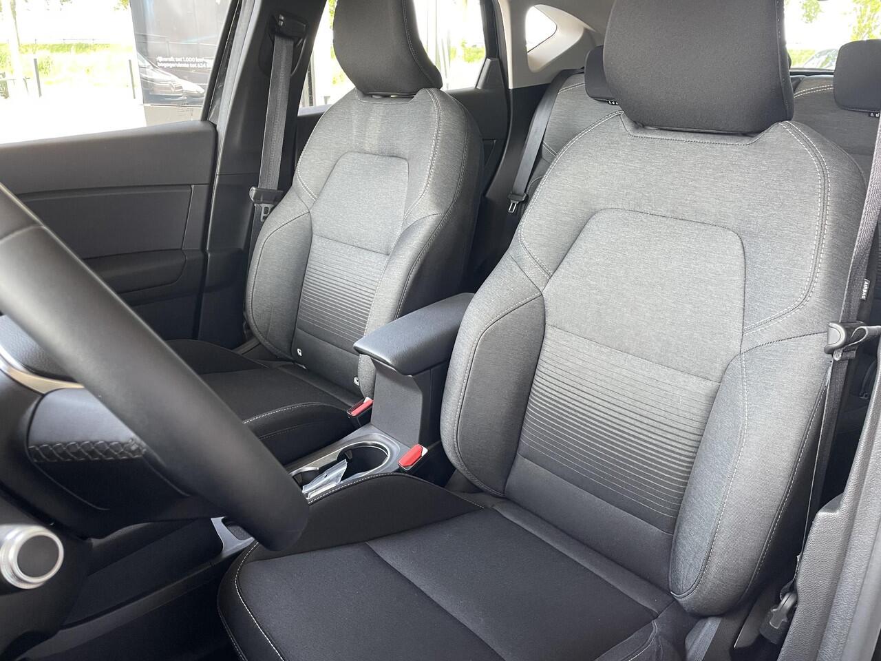 Renault CAPTUR 1.6 E-Tech Plug-in Hybrid 160 Business AUTOM. / PDC / NAVI / CLIMATE CONTROL / BLUETOOTH