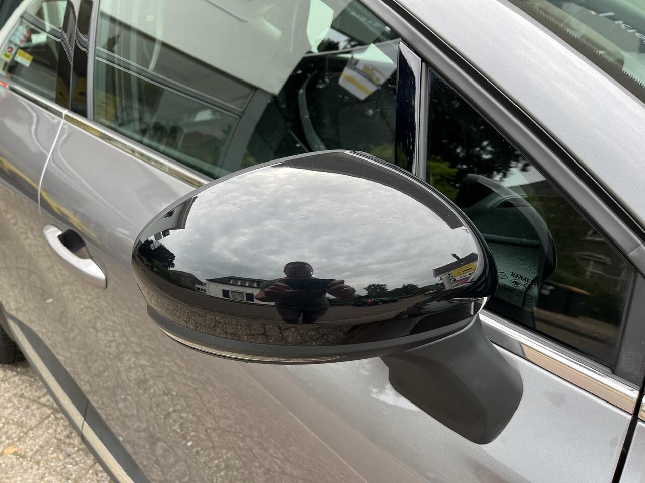 Renault CAPTUR TCe 140 EDC Intens | Camera achter | Parkeersensoren voor + achter | Navigatiesysteem | Dealer onderhouden | All Seasonbanden |