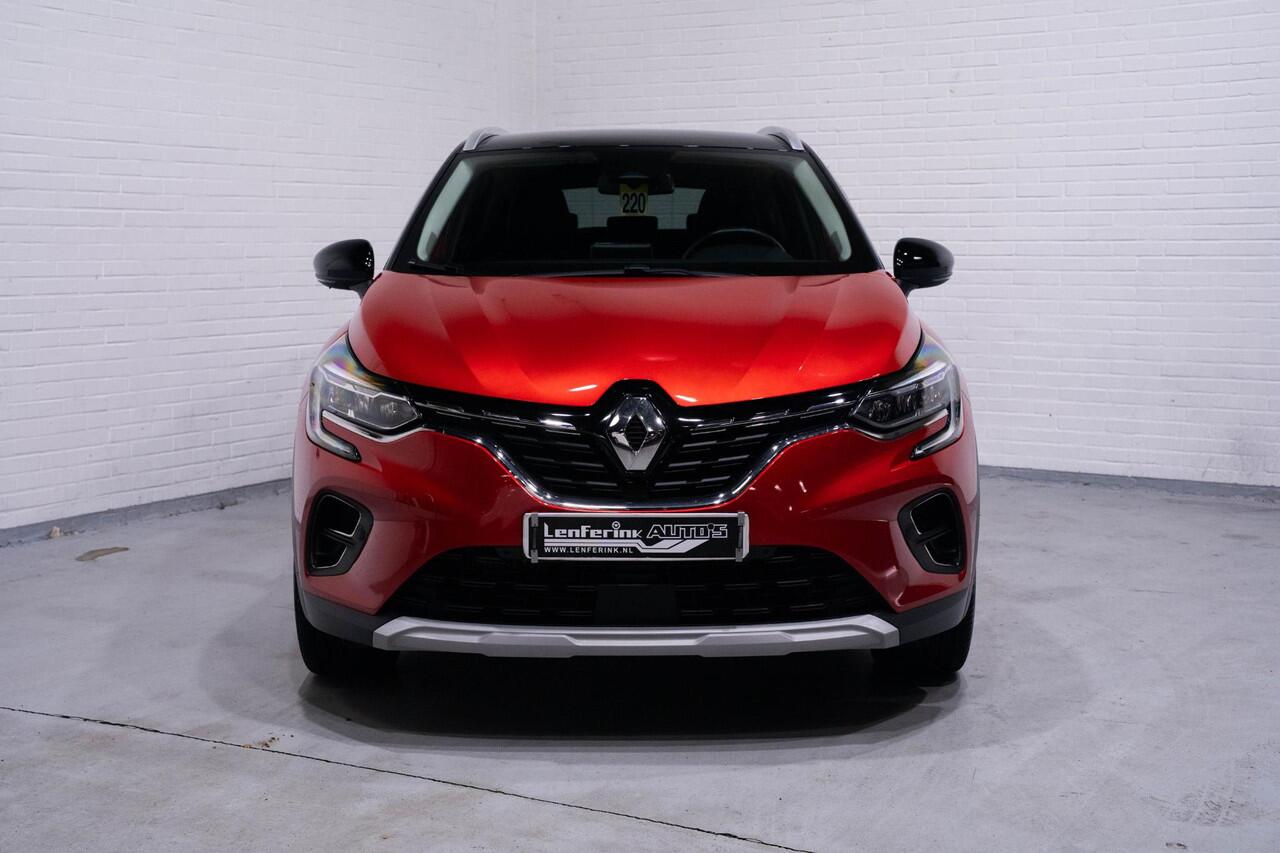 Renault CAPTUR 1.3 TCe 140 pk Intens Automaat Navi, Camera Dak Zwart, Chrome Dakrails, 18" LMV, PDC V+A