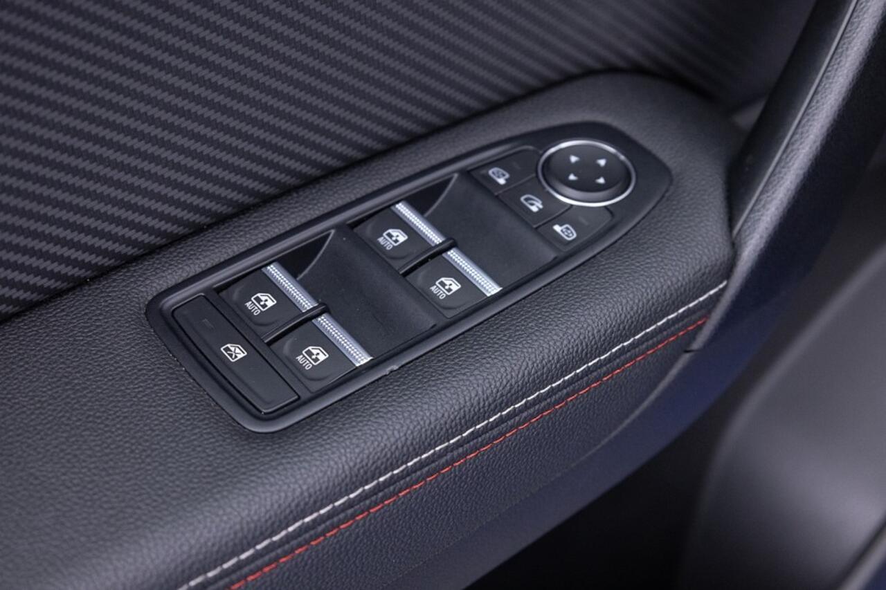 Renault CAPTUR 1.3 TCe 140 R.S. Line | Trekhaak ? 1e Eigenaar