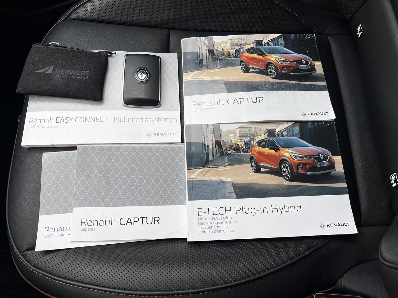 Renault CAPTUR E-TECH Plug-in 160 Hybrid Initiale Paris Automaat / Dealer onderhouden / Leder / Stuur- en stoelverwarming / Navigatie groot scherm / Apple Carplay Android / Camera / 18" LM wielen /