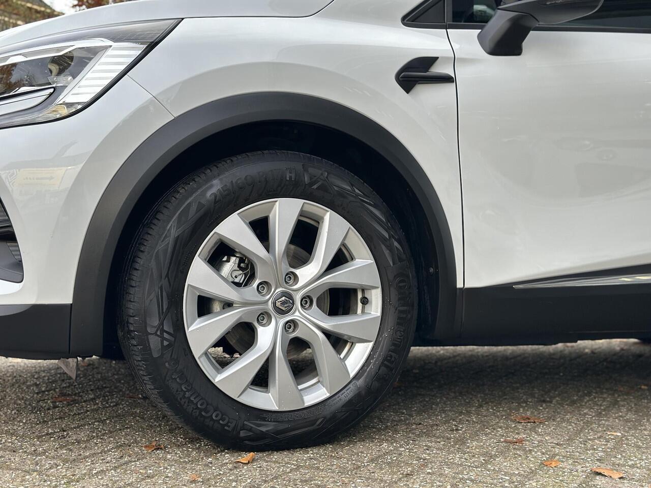 Renault CAPTUR TCe 140 EDC Experience | Automaat | Navigatiesysteem | Stoelverwarming | Parkeersensoren achter | Two-tone kleurstelling | Dealer onderhouden |