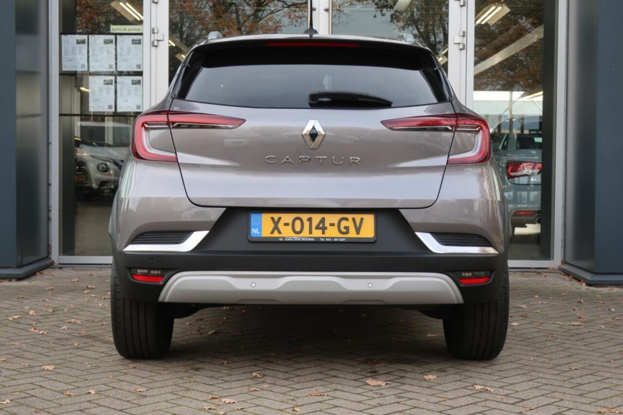 Renault CAPTUR 1.0 TCE100, Apple Carplay/ Android Auto, LED, Clima, etc.