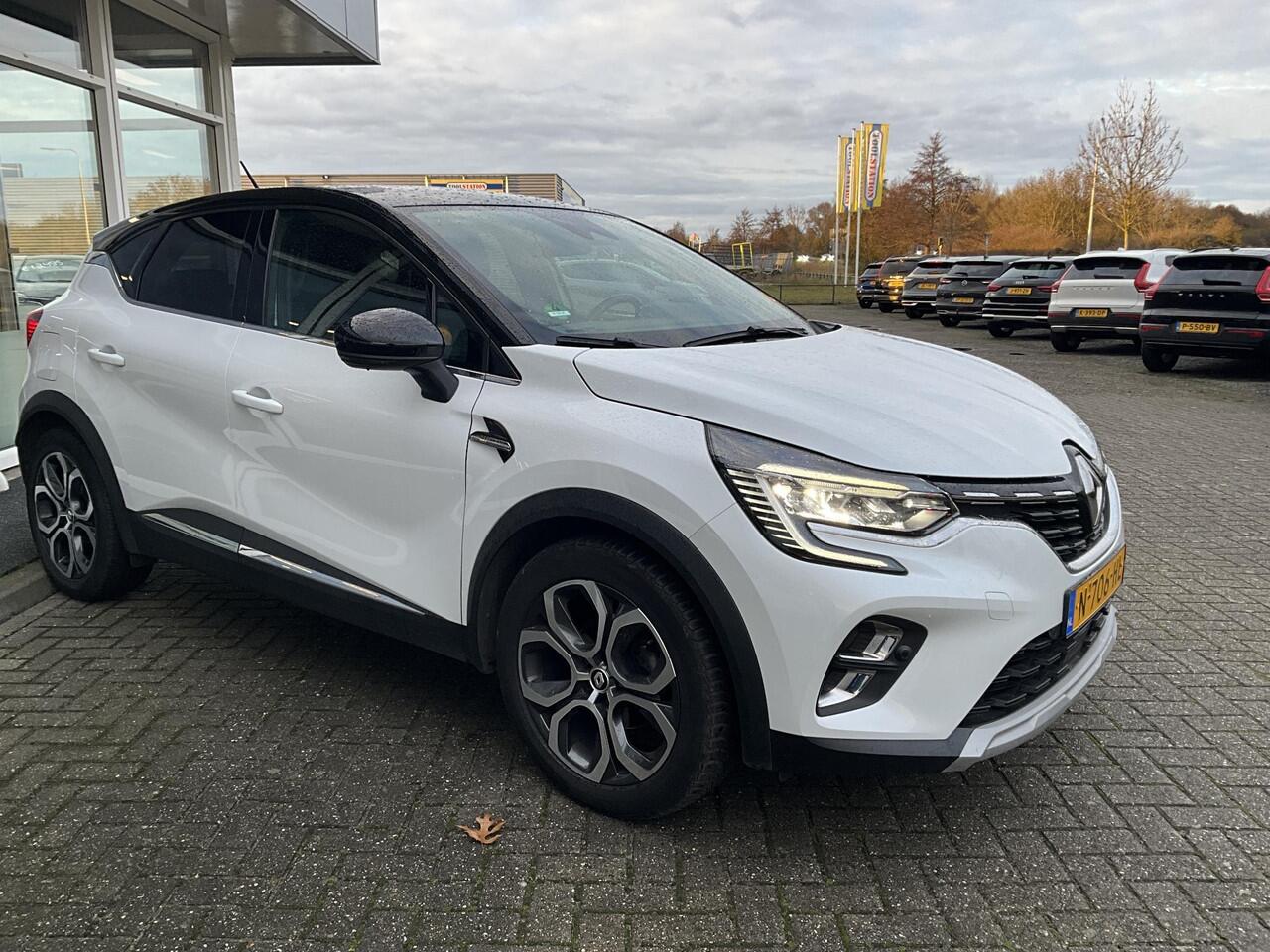 Renault CAPTUR 1.3 TCe 140 Intens Camera | Trekhaak