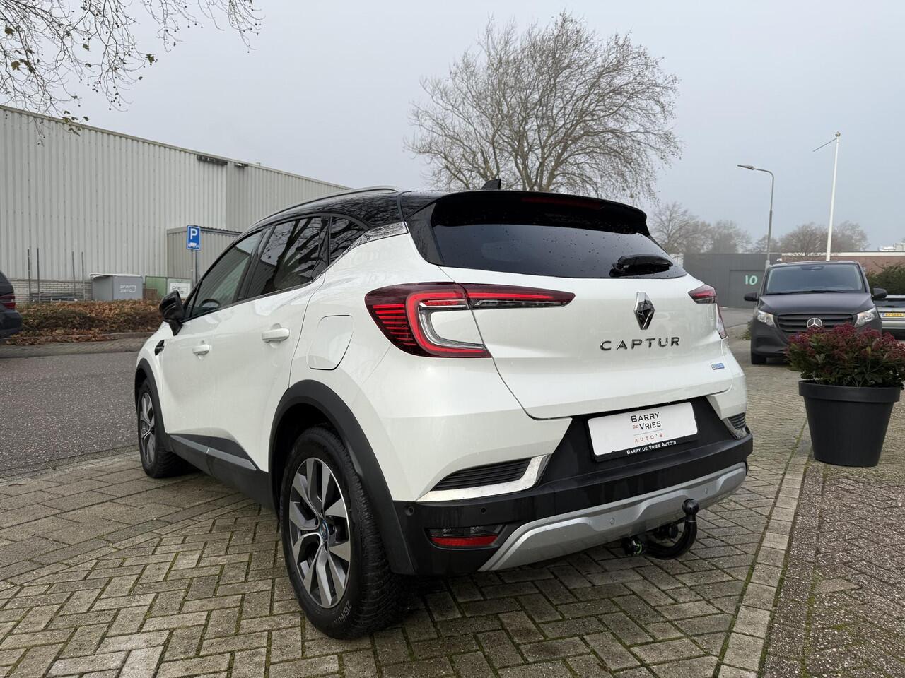 Renault CAPTUR E-TECH Plug-In 160 Edition One | Afneembare Trekhaak | Bose |
