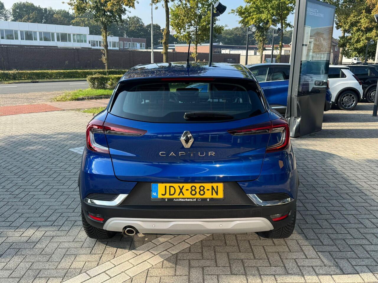 Renault CAPTUR TCe 140 Intens | All Season Banden | Achteruitrijcamera |