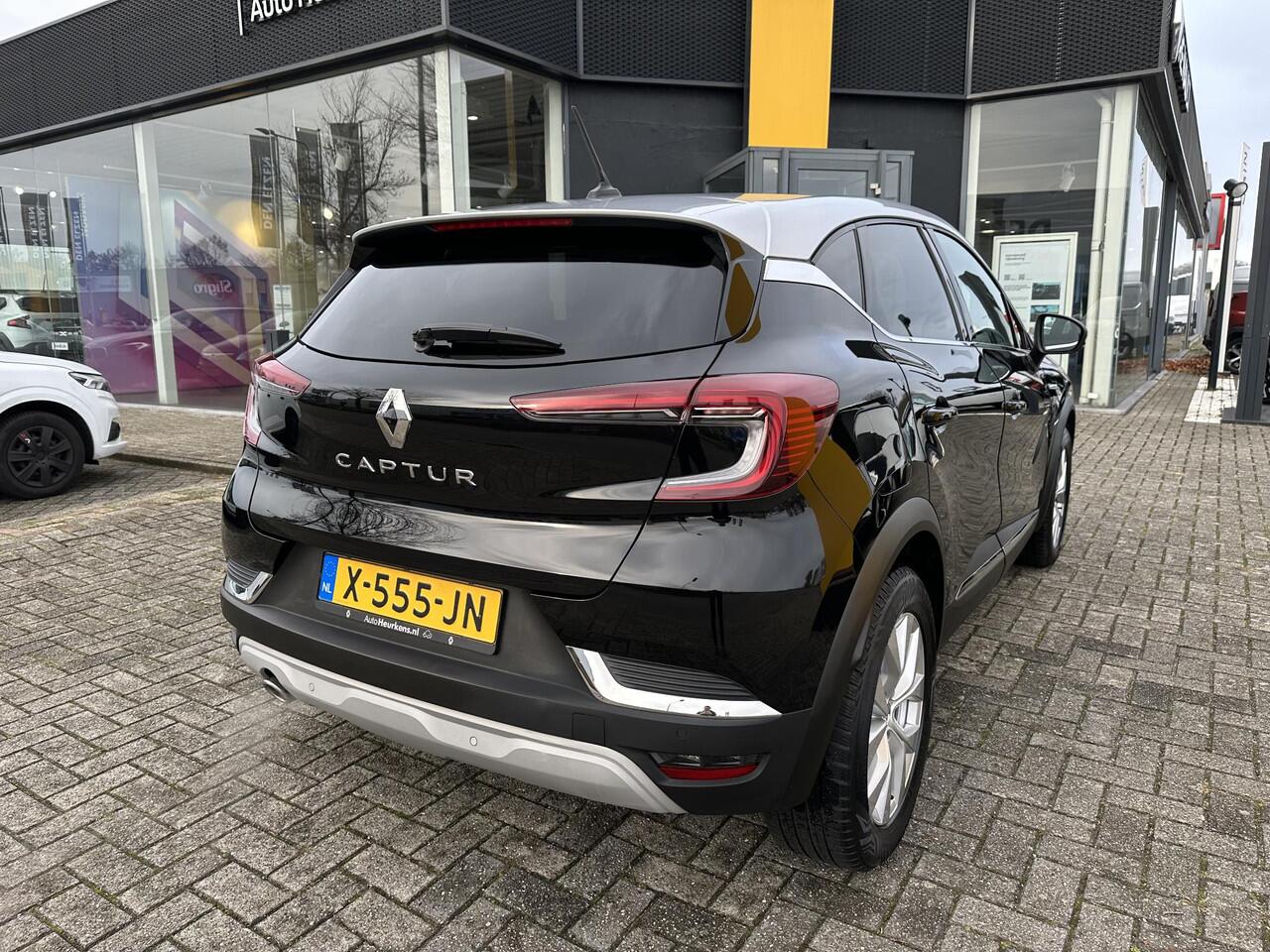 Renault CAPTUR TCe 90 Intens l TWO-TONE l DAB l Achteruitrijcamera l Volledige onderhoudshistorie