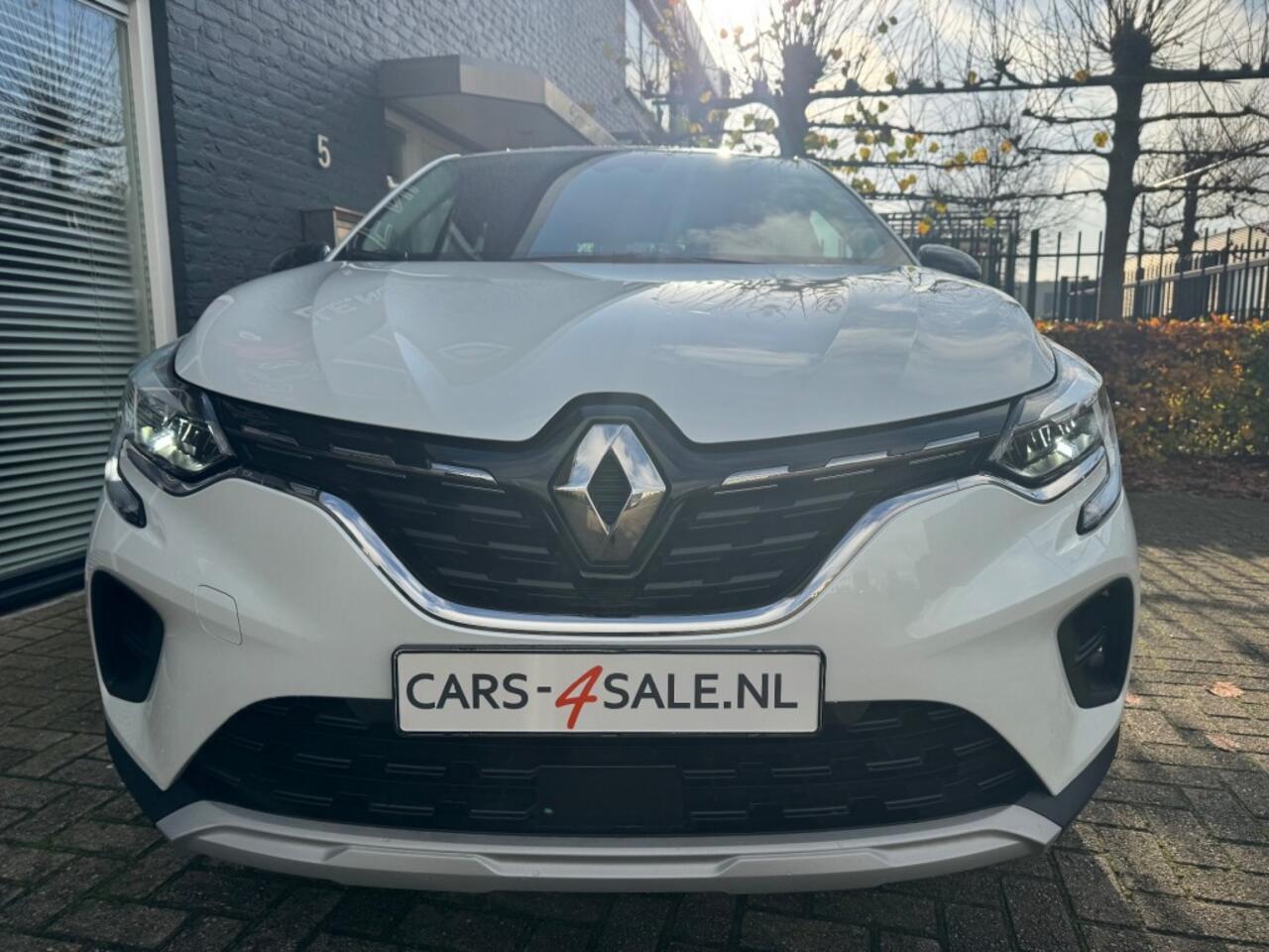 Renault CAPTUR 1.0 TCE Corp. Edition + Car-play + Led + Nav + Pdc - 95 dkm 2021!