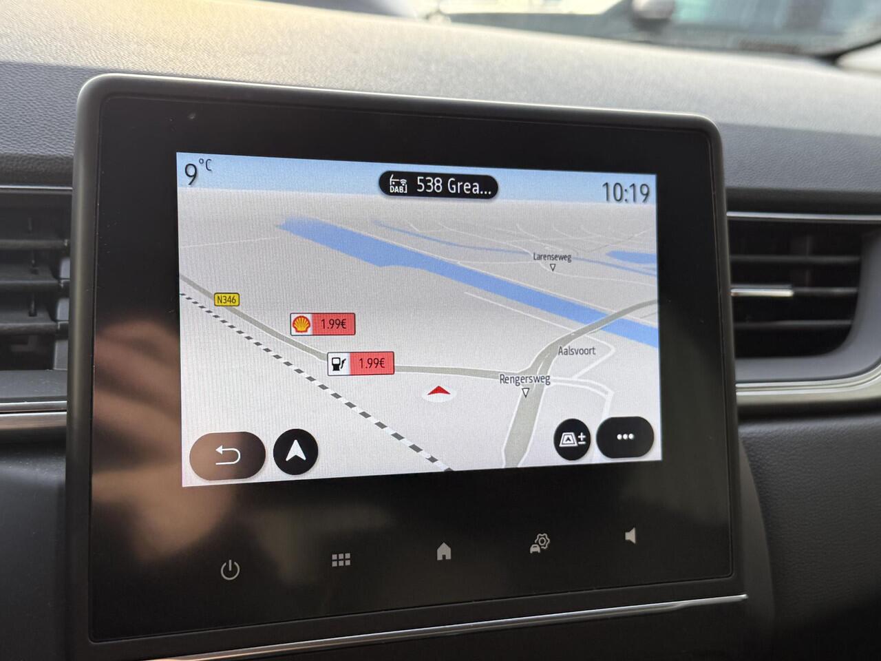 Renault CAPTUR 1.3 TCe 140 Intens | NAP | Navigatie | Achteruitrijcamera | DAB | Climate Control | Key-less | LED | Cruise Control | Lichtmetaal |