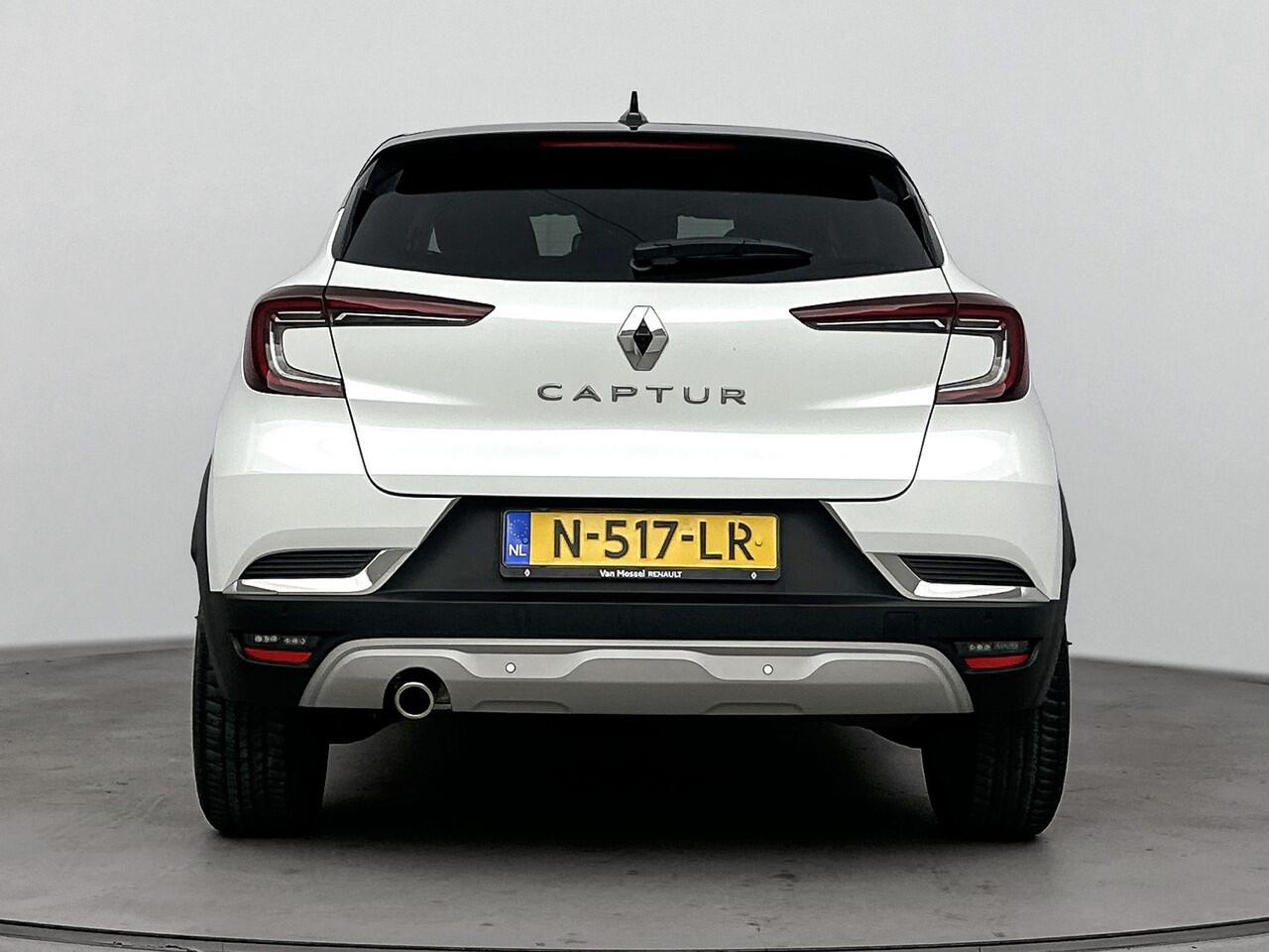 Renault CAPTUR 1.3 TCe Intens 140PK | Navigatie | Climate Control | Half-Lederen Bekleding | Achteruitrijcamera | Eerste Eigenaar | Apple CarPlay & Android Auto