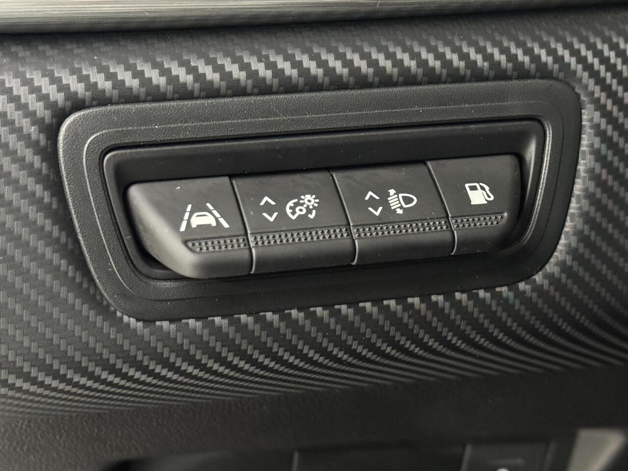 Renault CAPTUR 1.6 E-Tech Plug-in Hybrid 160 R.S. Line | Navigatie | Cruise control adaptief | Stoel + stuurverwarming | Achteruitrijcamera |