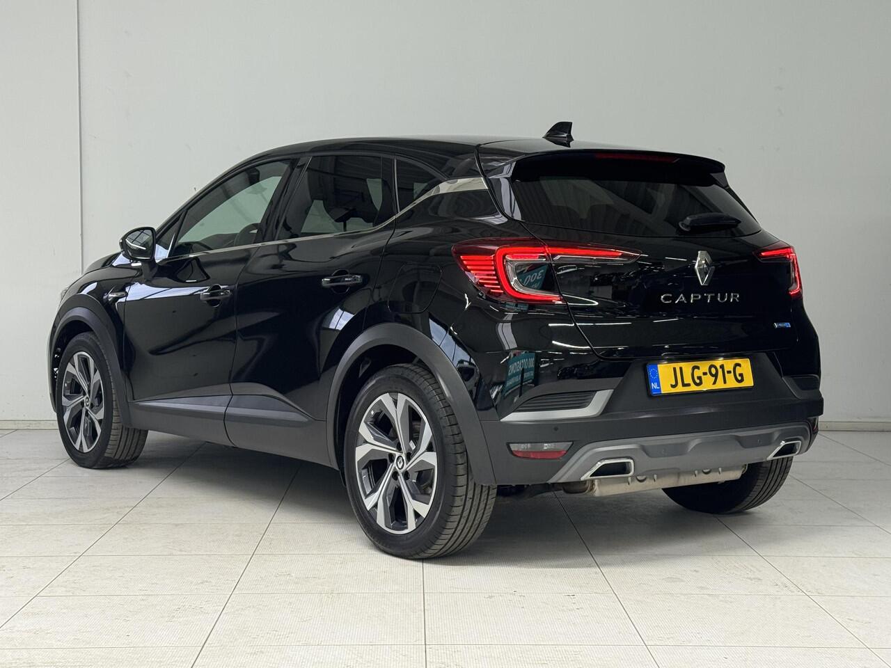 Renault CAPTUR 1.6 E-Tech Plug-in Hybrid 160 R.S. Line | Navigatie | Cruise control adaptief | Stoel + stuurverwarming | Achteruitrijcamera |