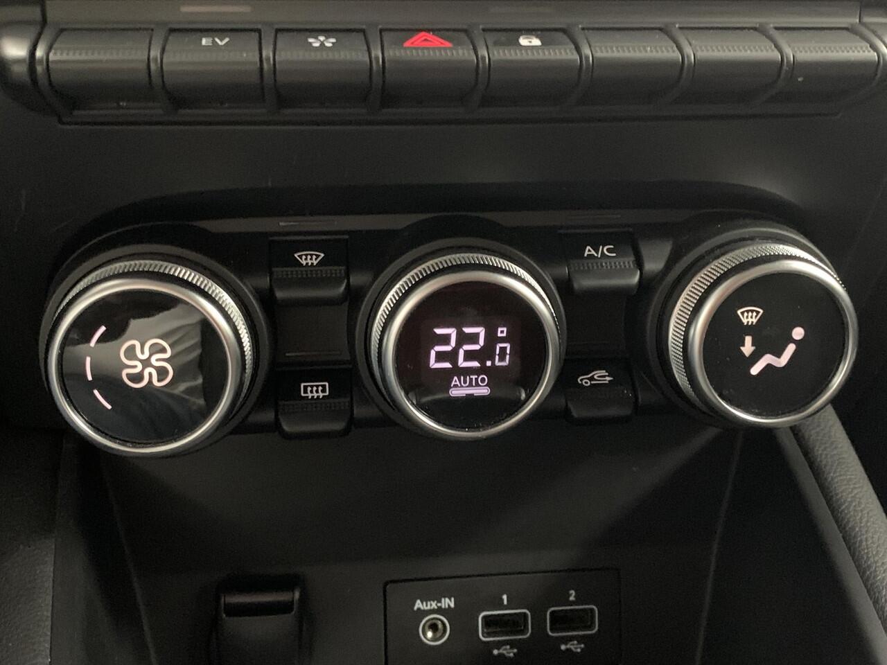 Renault CAPTUR 1.6 E-Tech Plug-in Hybrid 160 Intens NAVIGATIE | ACHTERUITRIJCAMERA | PARKEERSENSOREN VOOR-EN ACHTER