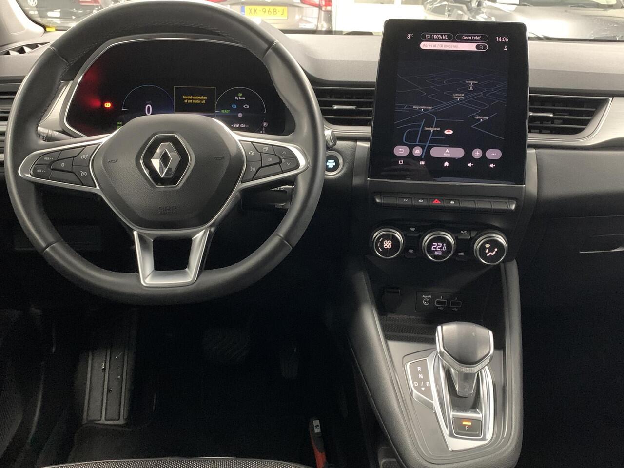 Renault CAPTUR 1.6 E-Tech Plug-in Hybrid 160 Intens NAVIGATIE | ACHTERUITRIJCAMERA | PARKEERSENSOREN VOOR-EN ACHTER