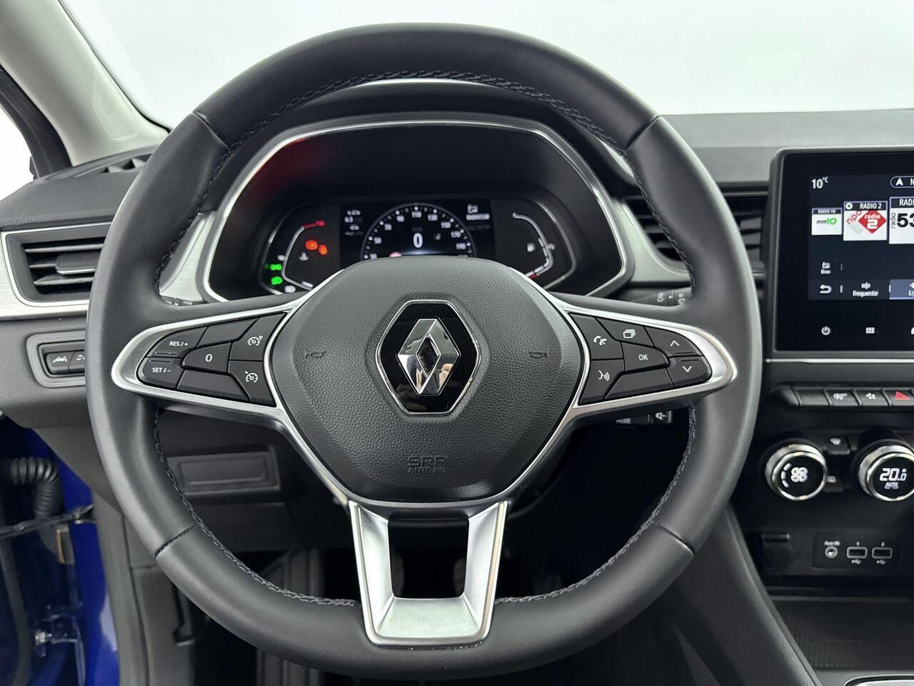 Renault CAPTUR 1.0 TCe 90Pk Intens | Navigatie | Cruise Control | Climate Control | Trekhaak | Parkeersensoren Voor en Achter | Achteruitrijcamera | Keyless Start en Go | Apple Carplay/Android Auto |