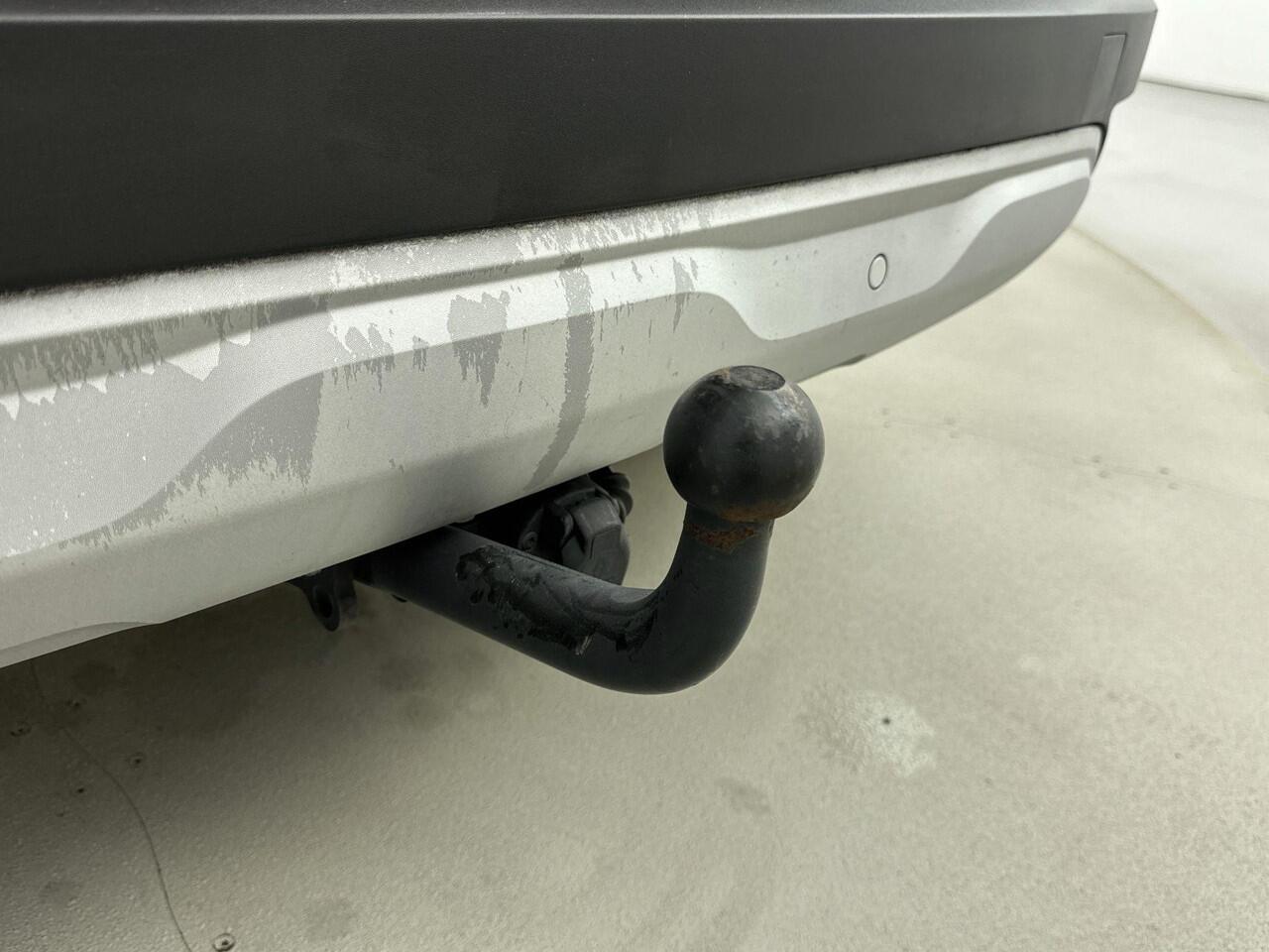 Renault CAPTUR 1.0 TCe 90Pk Intens | Navigatie | Cruise Control | Climate Control | Trekhaak | Parkeersensoren Voor en Achter | Achteruitrijcamera | Keyless Start en Go | Apple Carplay/Android Auto |