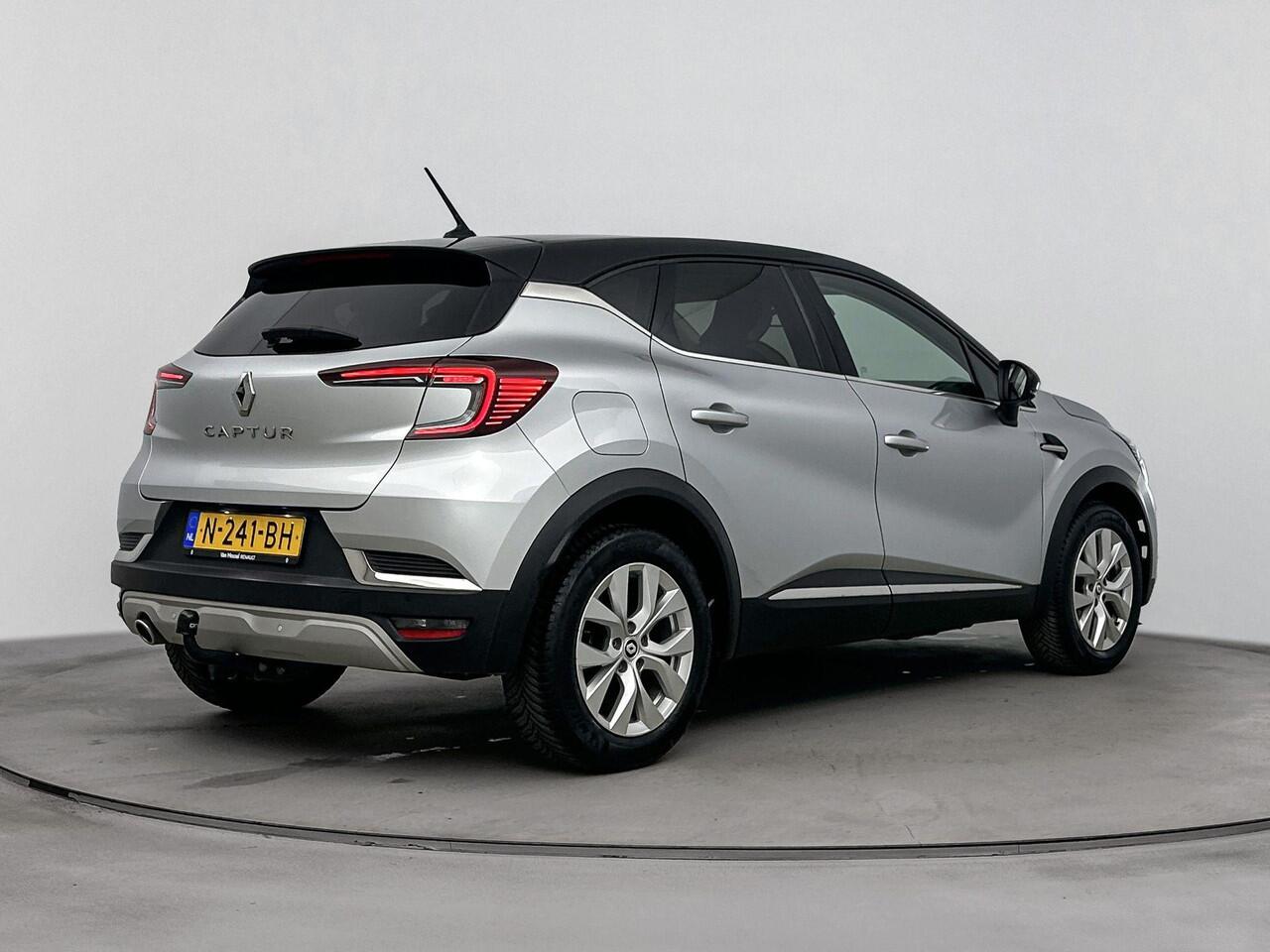 Renault CAPTUR 1.0 TCe 90Pk Intens | Navigatie | Apple & Android Carplay | Parkeersensoren & Camera | Climate Control | Trekhaak | Lichtmetalen Velgen | Privacy Glass | Keyless Entry |