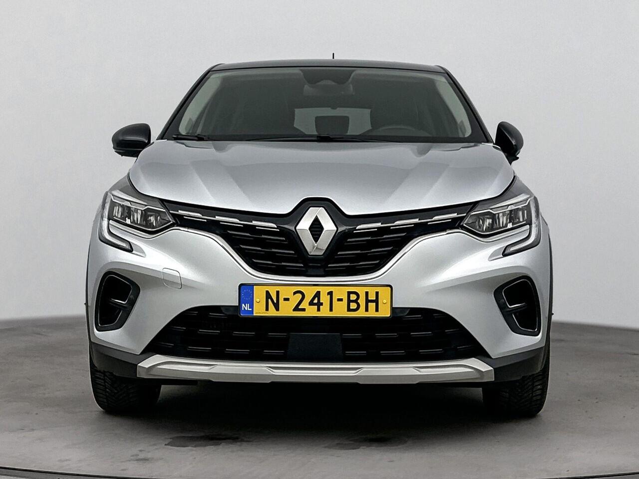 Renault CAPTUR 1.0 TCe 90Pk Intens | Navigatie | Apple & Android Carplay | Parkeersensoren & Camera | Climate Control | Trekhaak | Lichtmetalen Velgen | Privacy Glass | Keyless Entry |