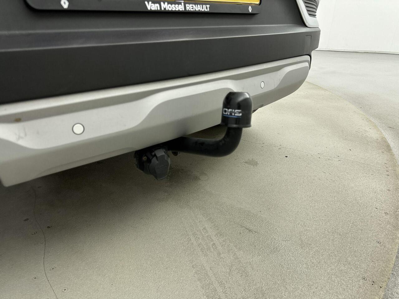 Renault CAPTUR 1.0 TCe 90Pk Intens | Navigatie | Apple & Android Carplay | Parkeersensoren & Camera | Climate Control | Trekhaak | Lichtmetalen Velgen | Privacy Glass | Keyless Entry |