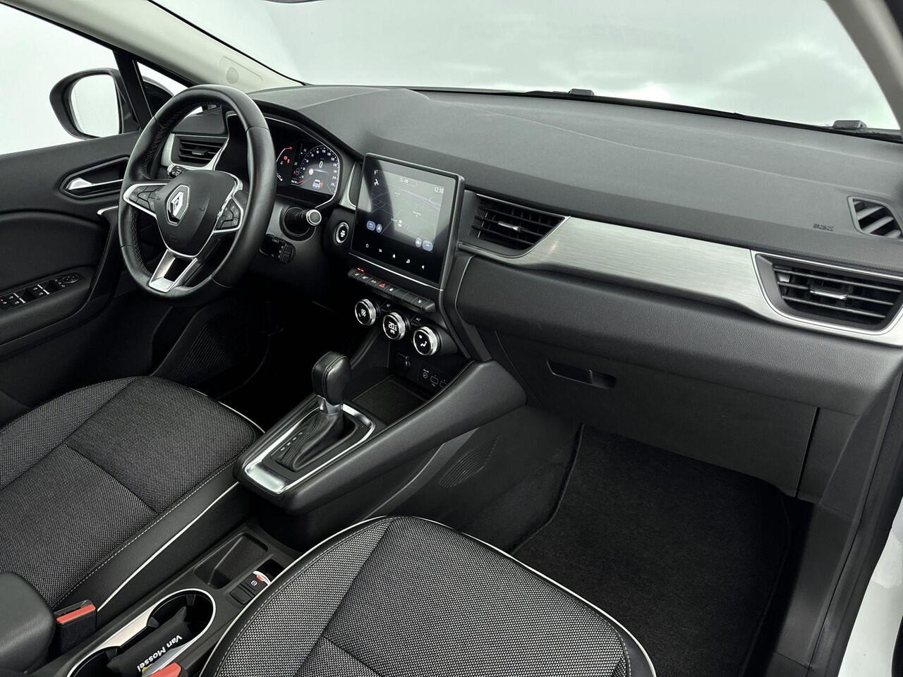 Renault CAPTUR 1.3 TCe 140Pk Intens | Navigatie | Apple & Android Carplay | Climate Control | Parkeersensoren Voor & Achter | Achteruitrijcamera | Stoel & Stuurverwarming | Cruise Control & Snelheidsbegrenzer |