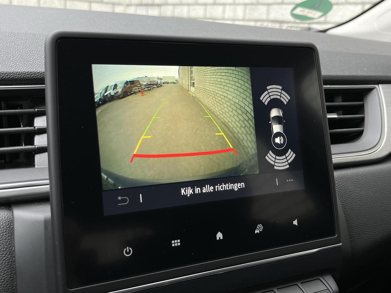 Renault CAPTUR 1.0 TCe 90 Intens | Dealer Onderhouden | Achteruitrijcamera | Apple CarPlay / Android Auto | All Season Banden | Navigatie |