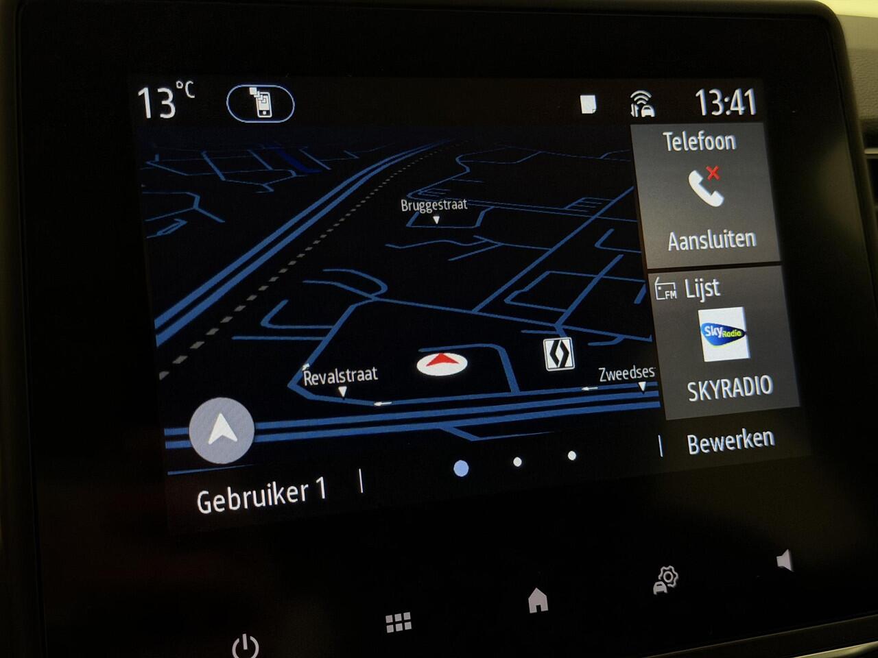 Renault CAPTUR 1.3 TCe 140 EDC Intens | Navigatie | Climate Control | Cruise Control | Lichtmetalen velgen 18"