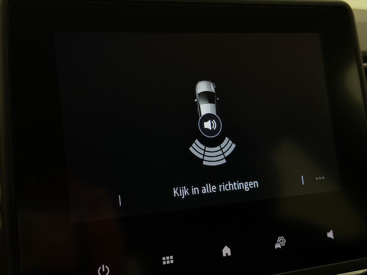 Renault CAPTUR 1.3 TCe 140 EDC Intens | Navigatie | Climate Control | Cruise Control | Lichtmetalen velgen 18"