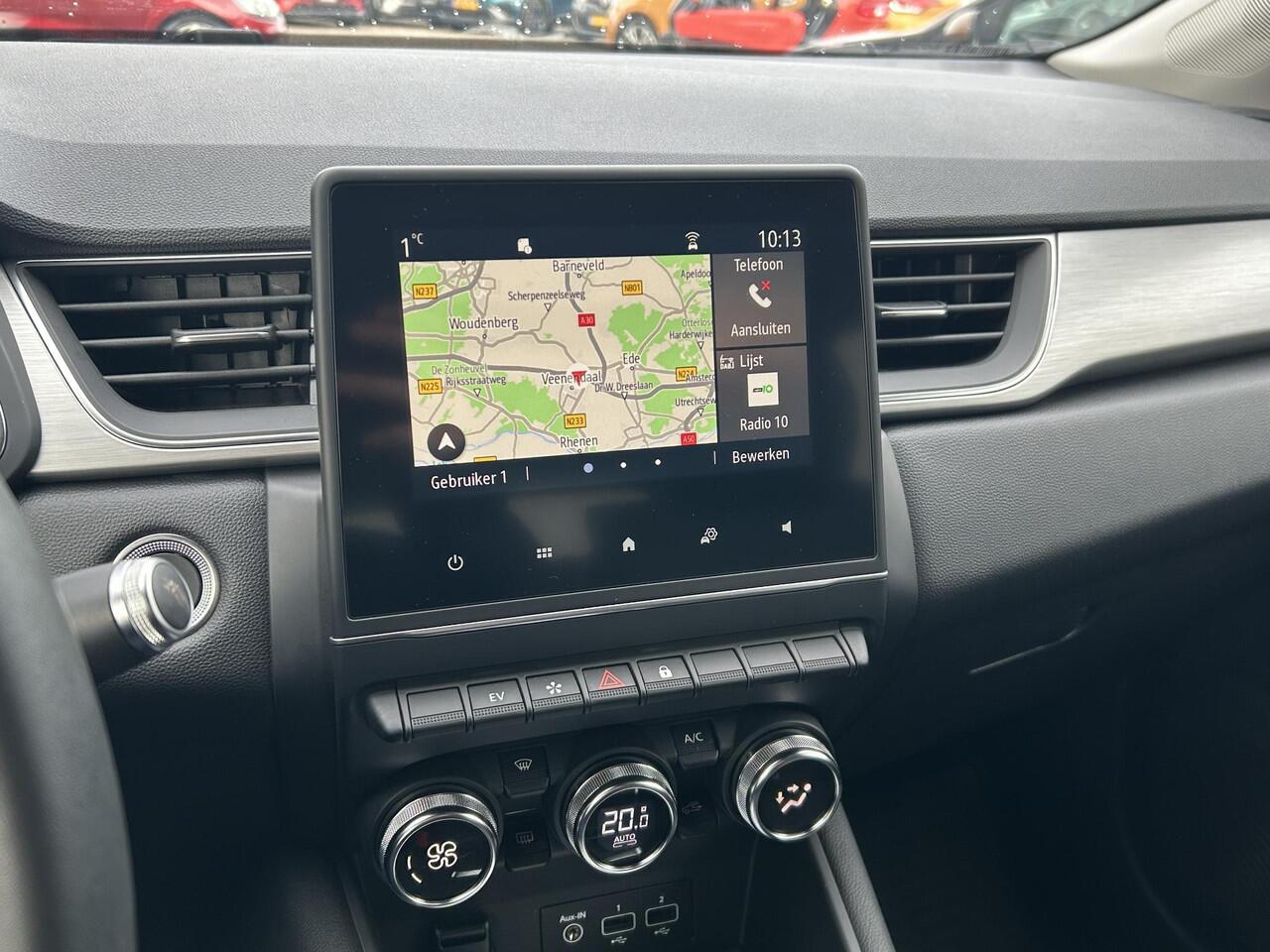 Renault CAPTUR 1.6 E-Tech Plug-in Hybrid 160 Intens (Hoge Zit) | Navigatie | Parkeerhulp | Half Leder