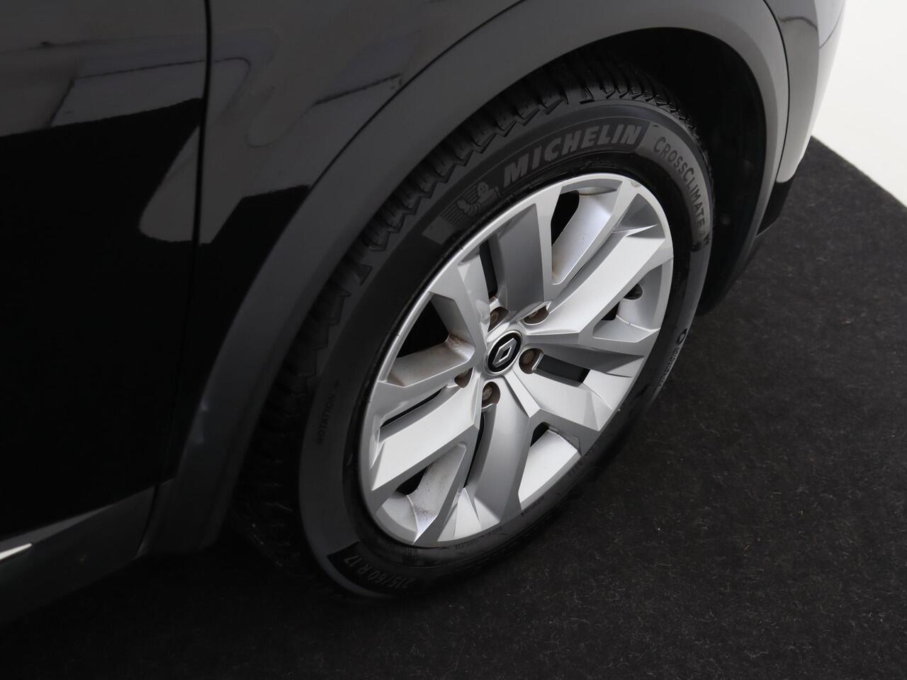 Renault CAPTUR 1.0 TCe 90 Zen Airconditioning | Cruise control | Navigatie | LED koplampen | Park Distance Control voor en achter | Achteruitrijcamera |