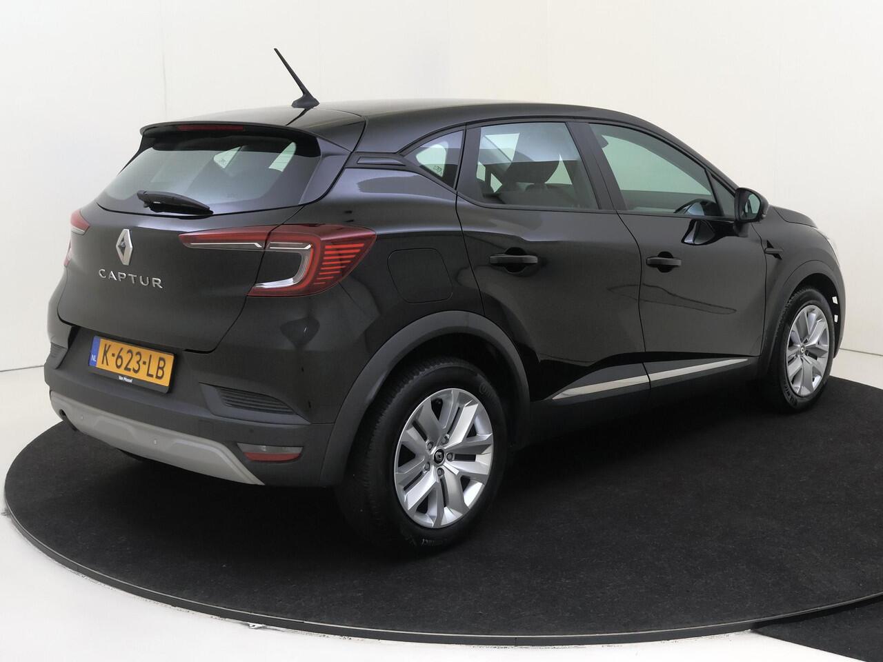 Renault CAPTUR 1.0 TCe 90 Zen Airconditioning | Cruise control | Navigatie | LED koplampen | Park Distance Control voor en achter | Achteruitrijcamera |