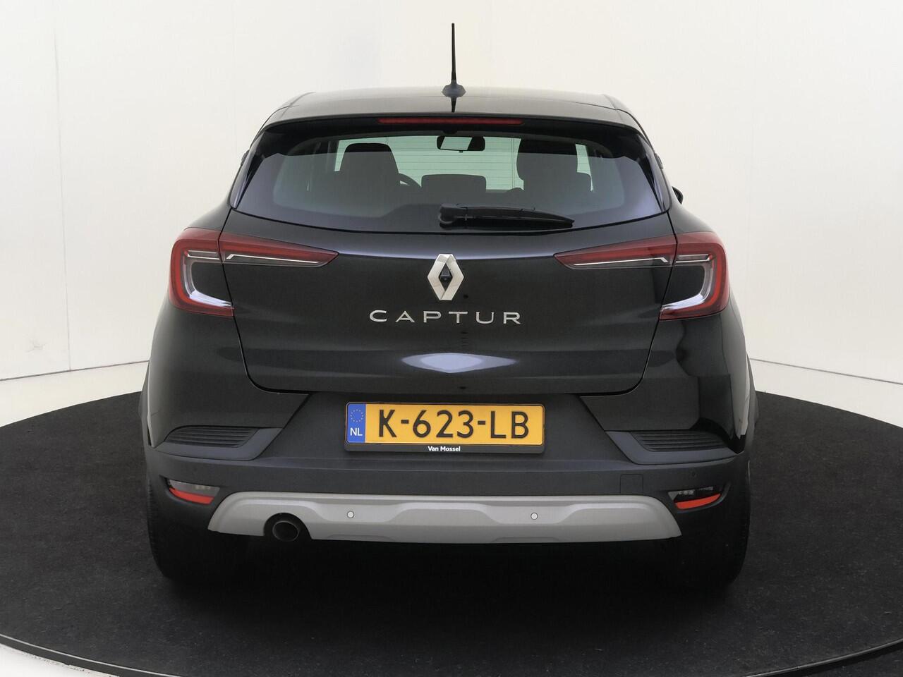 Renault CAPTUR 1.0 TCe 90 Zen Airconditioning | Cruise control | Navigatie | LED koplampen | Park Distance Control voor en achter | Achteruitrijcamera |