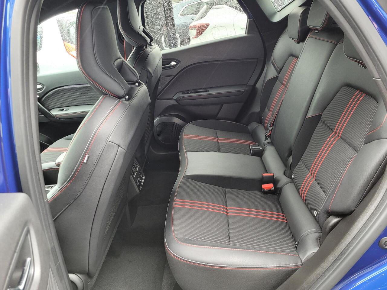 Renault CAPTUR 1.6 E-Tech Plug-in Hybrid 160 R.S. Line | Hoge Zit | Stoelverwarming | Navi+Camera