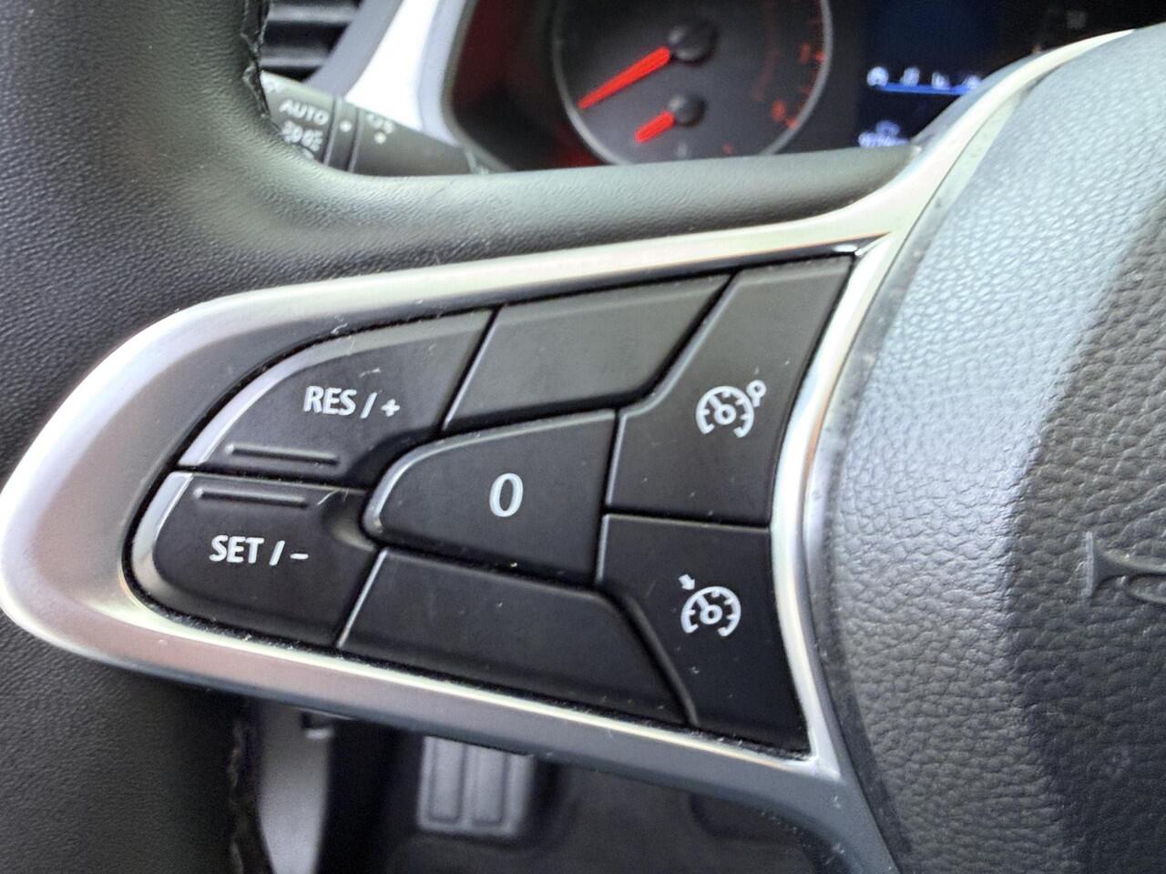 Renault CAPTUR 1.0 TCe 90 Zen | Grijs | Lichtmetalen velgen